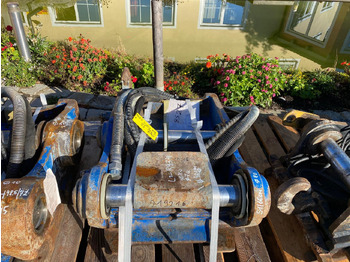 قارنة توصيل هيدروليكي - آلات البناء Oilquick Liebherr R 924: صورة 3 قارنة توصيل هيدروليكي - آلات البناء Oilquick Liebherr R 924: صورة 3