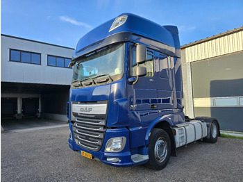 وحدة جر DAF XF 440