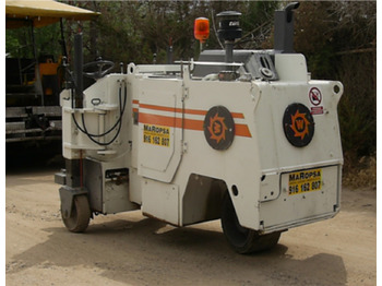 قشاطة أسفلت WIRTGEN