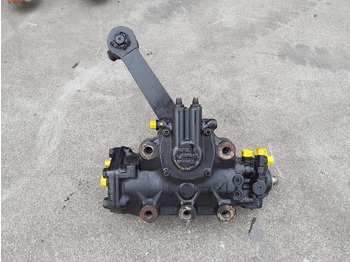 عمود التوجيه - رافعة Grove GMK 6400 steering box servocom-zf: صورة 3