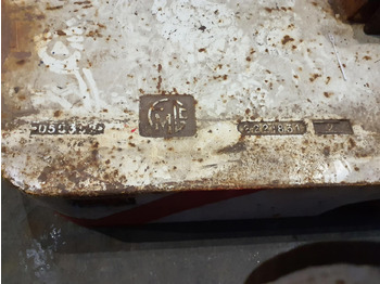 الوزن المعاكس - موبايل كرين Krupp KMK 4080-5110-5120 counterweight 5,8 ton: صورة 5 الوزن المعاكس - موبايل كرين Krupp KMK 4080-5110-5120 counterweight 5,8 ton: صورة 5