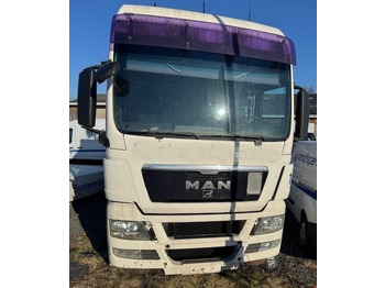 وحدة جر MAN TGX 18.440