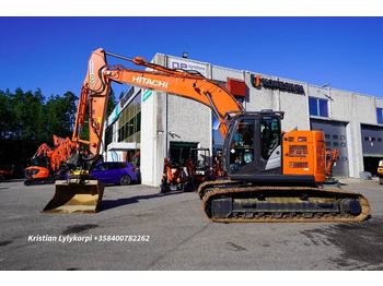 حفار زحاف HITACHI ZX225USLC-6