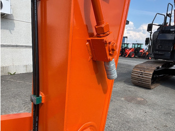 حفار زحاف Hitachi ZX225USLC-7: صورة 5