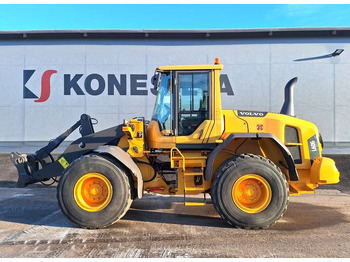اللودر بعجل VOLVO L60