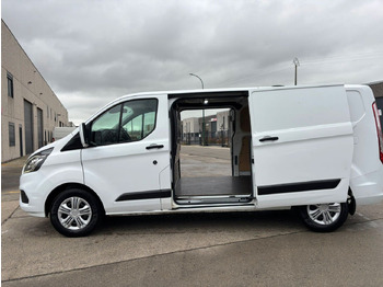 فان المدمجة FORD Transit