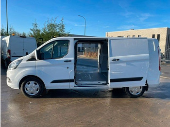 فان المدمجة FORD Transit