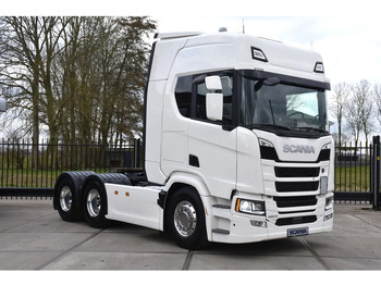 وحدة جر SCANIA R 460