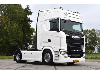 وحدة جر SCANIA S