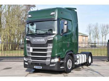 وحدة جر SCANIA S 500