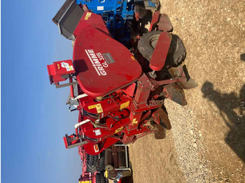 حصادة GRIMME