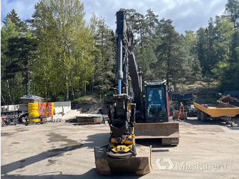 حفار زحاف Grävmaskin Volvo EC140EL med 3 skopor: صورة 2