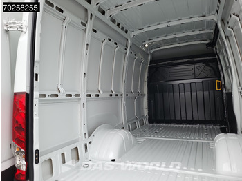 Iveco Daily 35C21 3.0L Automaat 2025 Black Edition model Dubbellucht L2H2 LED ACC CarPlay Camera Parkeersensoren 12m3 Airco Iveco Daily 35C21 3.0L Automaat 2025 Black Edition model Dubbellucht L2H2 LED ACC CarPlay Camera Parkeersensoren 12m3 Airco: صورة 2