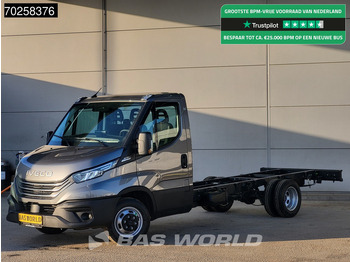 شاحنة التوصيل IVECO Daily 35c21