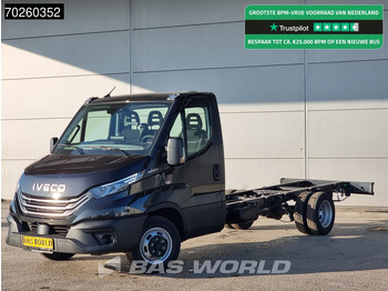 شاحنة التوصيل IVECO Daily 35c21