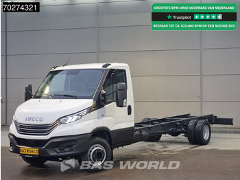 شاحنة التوصيل IVECO Daily