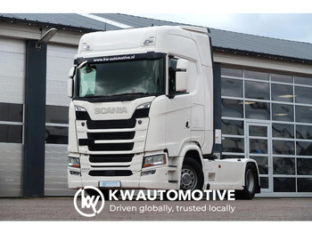 وحدة جر SCANIA S 450