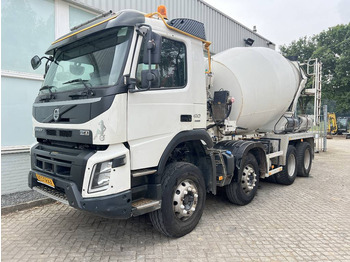 شاحنة خلاطة خرسانة VOLVO FMX 410