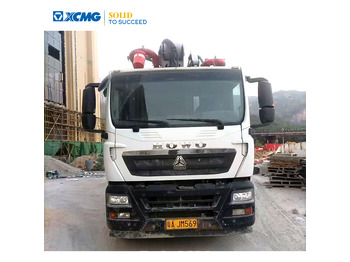 مضخة خرسانة SINOTRUK HOWO