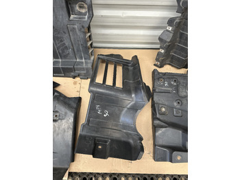 هيكل السيارة الخارجية - شاحنة MERCEDES-BENZ ACTROS MP4 BIGSPACE ENGINE SOUNDPROOFING COVER KIT: صورة 5 هيكل السيارة الخارجية - شاحنة MERCEDES-BENZ ACTROS MP4 BIGSPACE ENGINE SOUNDPROOFING COVER KIT: صورة 5