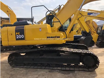 حفار زحاف KOMATSU PC200-7