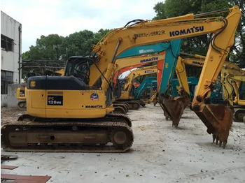 حفار زحاف KOMATSU PC128