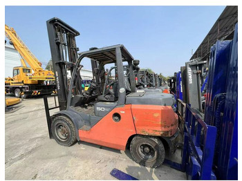 رافعة شوكية TOYOTA