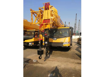 موبايل كرين XCMG QY70K