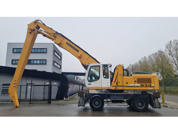 معالج النفايات LIEBHERR A 934