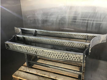 الكابينة والداخلية LIEBHERR