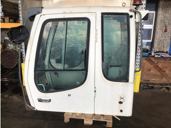 الكابينة والداخلية LIEBHERR