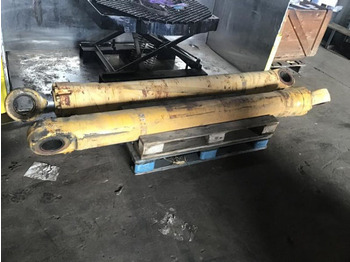 اسطوانة هيدروليكية LIEBHERR