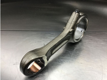 المحرك و قطع الغيار LIEBHERR