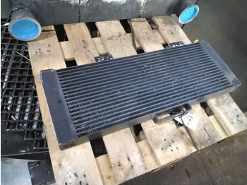 مبرد الزيت LIEBHERR