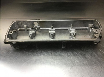 المحرك و قطع الغيار LIEBHERR