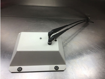 مساحة الزجاج الأمامي LIEBHERR