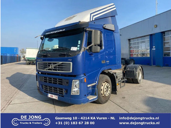 وحدة جر VOLVO FM 300