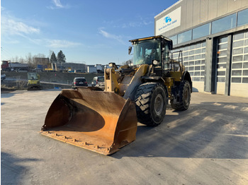 اللودر بعجل CATERPILLAR 950M