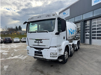 شاحنة خلاطة خرسانة LIEBHERR