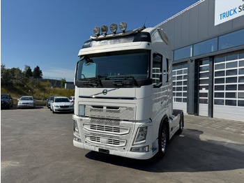 وحدة جر VOLVO FH 460