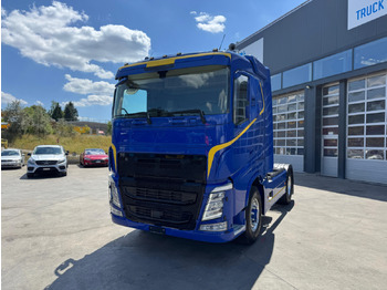وحدة جر VOLVO FH 540