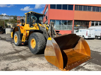 اللودر بعجل VOLVO L180H