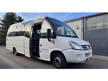 حافلة صغيرة IVECO
