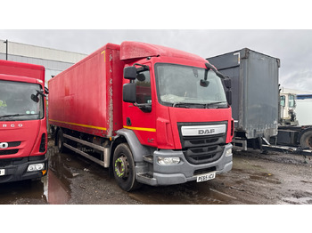 شاحنة مقفلة DAF LF 220