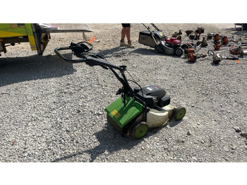 معدات البناء