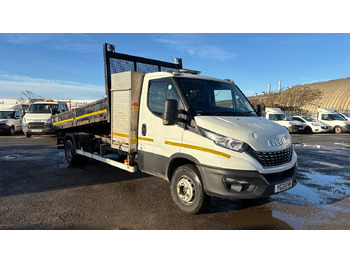 شاحنة قلاب IVECO Daily