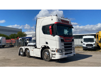 وحدة جر SCANIA R 580