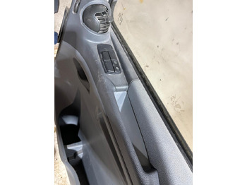 باب و قطع الغيار - شاحنة Atego Beifahrertür,rechts, weiß,verkleidung,elek-Fenster LN 17: صورة 5 باب و قطع الغيار - شاحنة Atego Beifahrertür,rechts, weiß,verkleidung,elek-Fenster LN 17: صورة 5