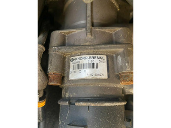 صمام الفرامل - شاحنة MAN TGA TGX Fußbremsventil Bremsventil 81.25970.6100: صورة 3 صمام الفرامل - شاحنة MAN TGA TGX Fußbremsventil Bremsventil 81.25970.6100: صورة 3