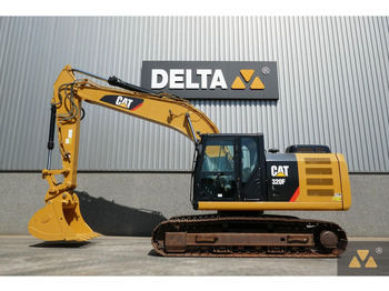 حفار زحاف CATERPILLAR 320FL